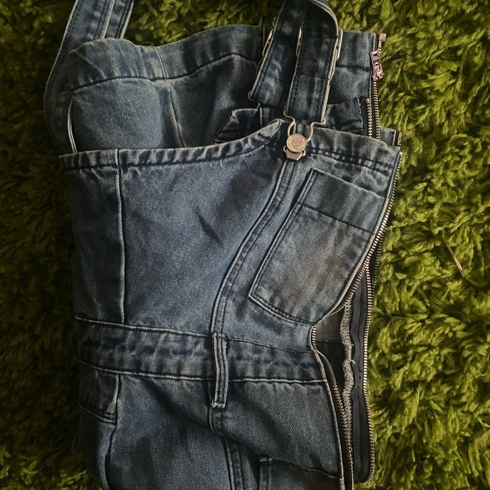 New Bebe denim overalls dress - Picture 3 of 3